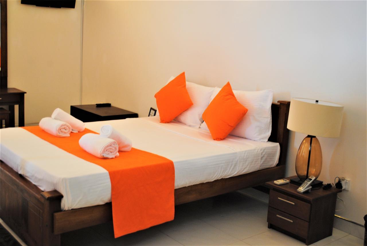 Prego Suites Ettukala Dış mekan fotoğraf