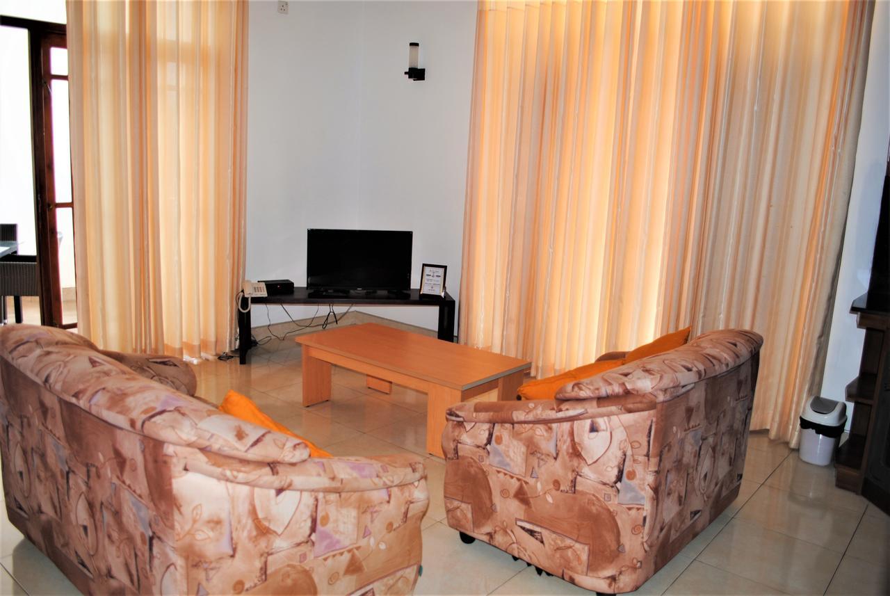 Prego Suites Ettukala Dış mekan fotoğraf