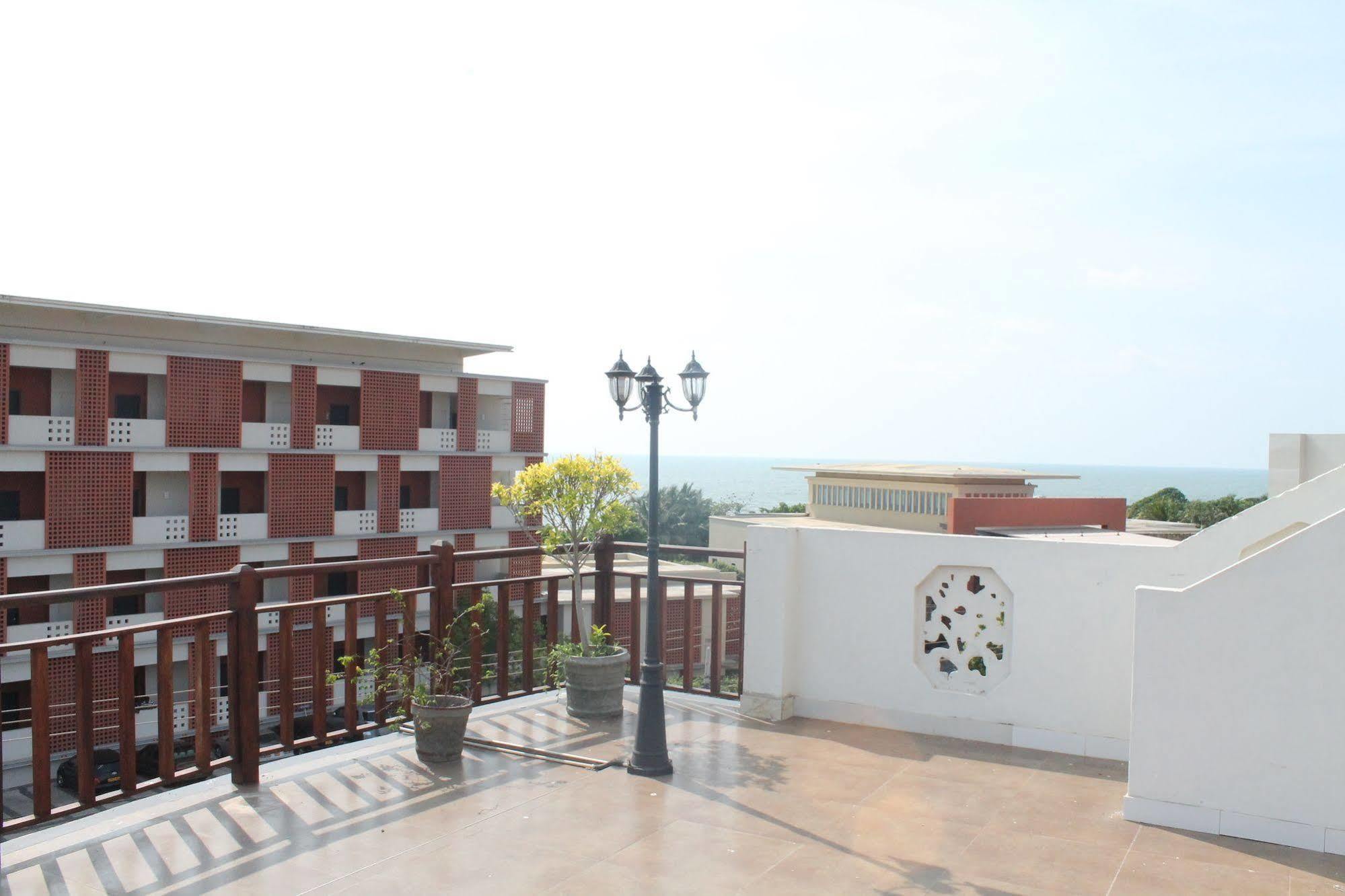 Prego Suites Ettukala Dış mekan fotoğraf